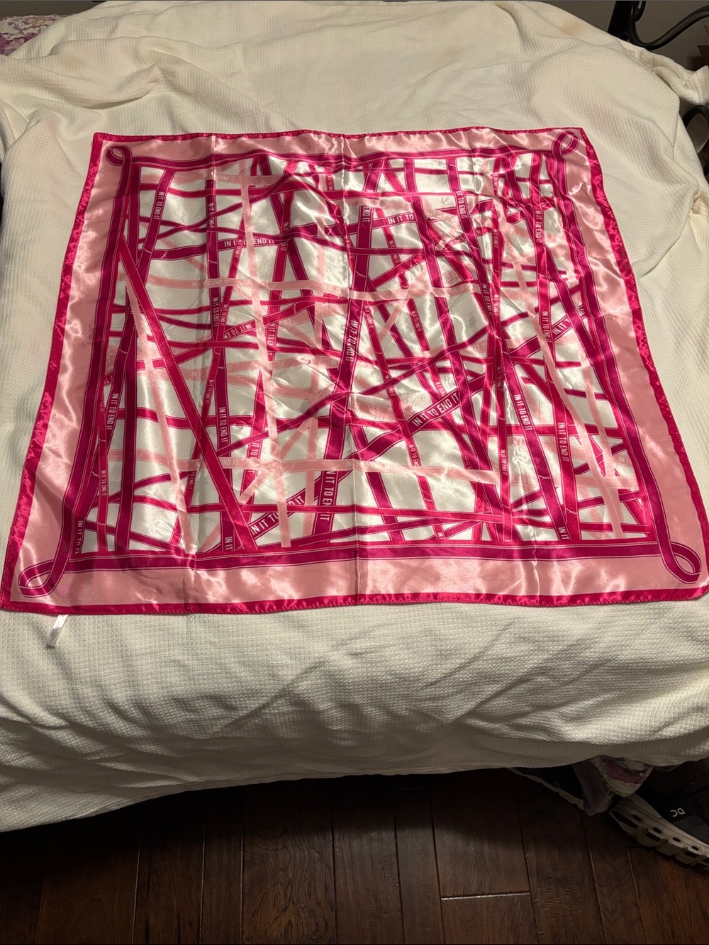 Avon- Breast Cancer ‘In It To End It’ 100% Polyester Scarf